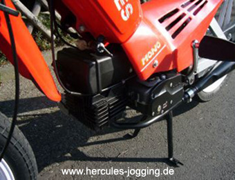 MX1 rot Baujahr 1986 mit Luftfilterkasten vorne